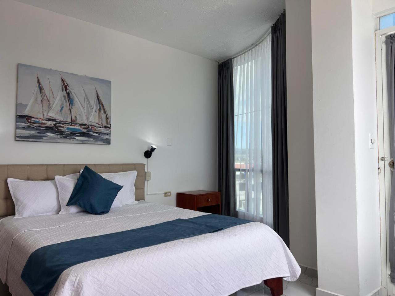 Hostal Carliza Пуерто Айора Екстериор снимка