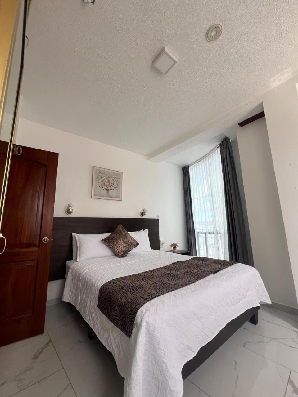 Hostal Carliza Пуерто Айора Екстериор снимка