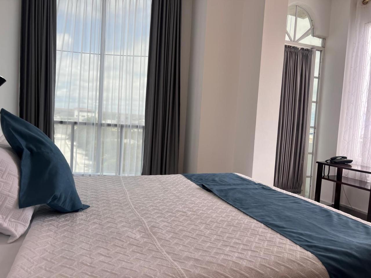 Hostal Carliza Пуерто Айора Екстериор снимка