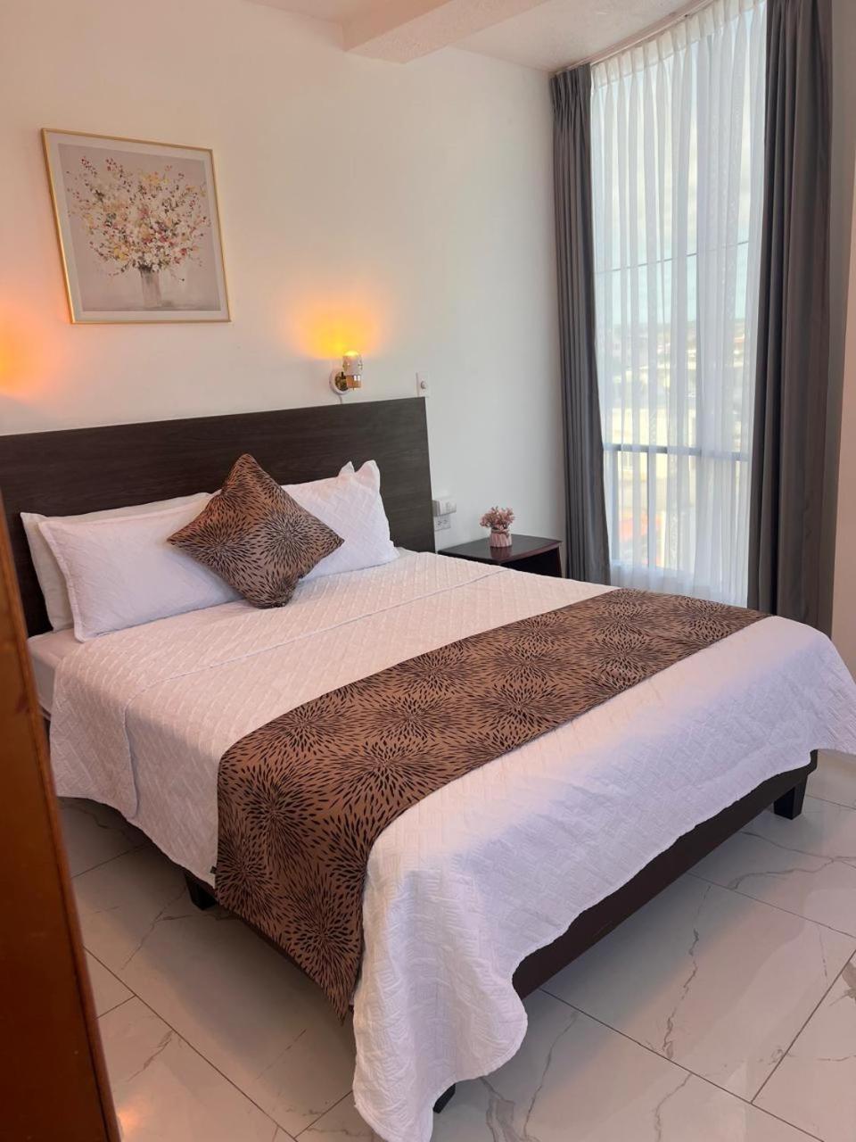 Hostal Carliza Пуерто Айора Екстериор снимка